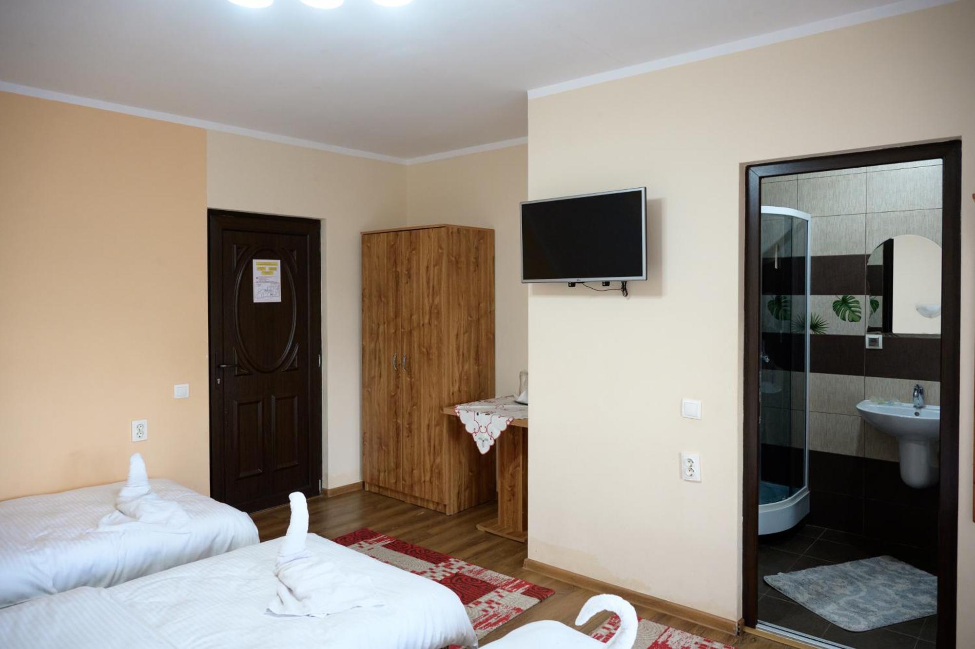 Pensiunea Marinela Sighetu Marmaţiei Dış mekan fotoğraf