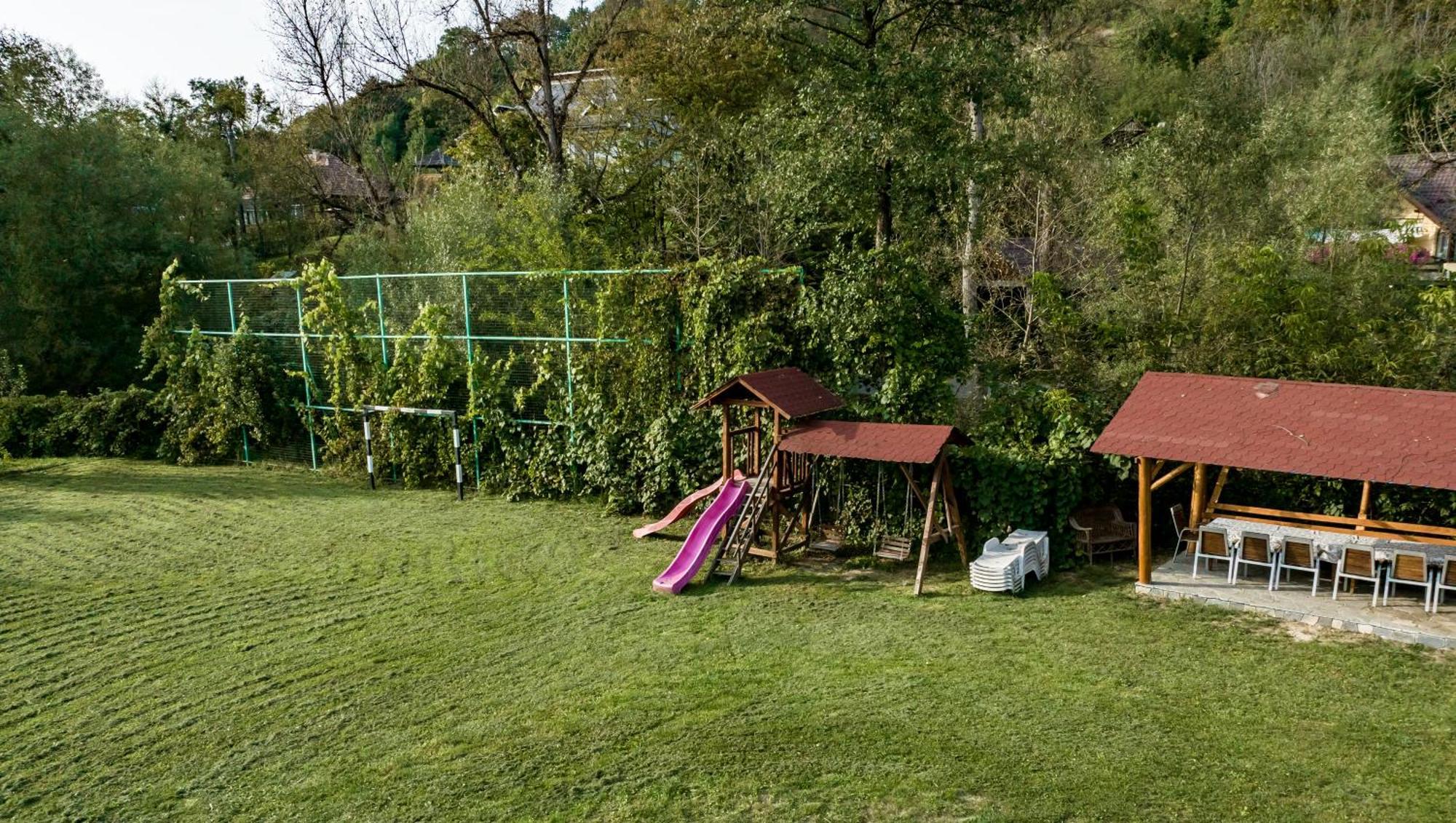 Pensiunea Marinela Sighetu Marmaţiei Dış mekan fotoğraf
